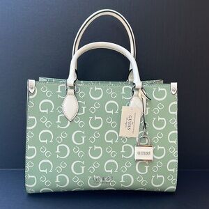 New GUESS Oak Park Logo Carryall